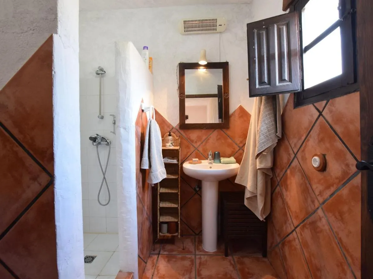 Mountain-View Holiday Home In Almogia